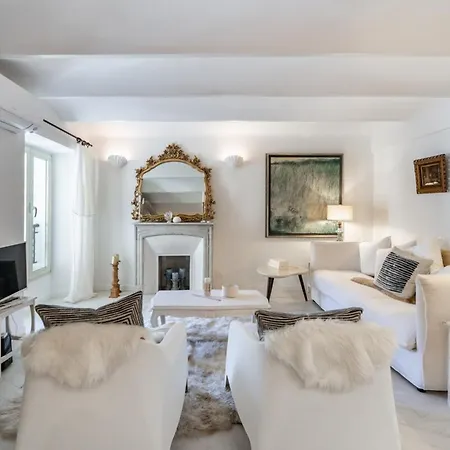 Charme Et Confort A Pres De La Croisette